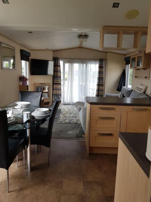 Home From Home Cosy Caravan Bembridge Exterior foto